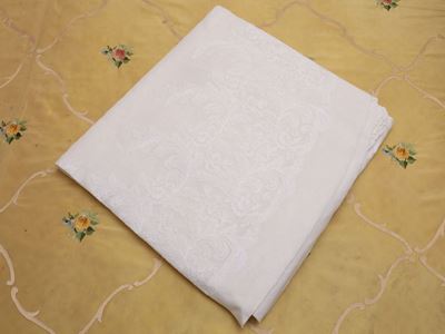 Tovaglia Rotonda in Bisso Bianco e Pizzo, Artigianato Fiorentino