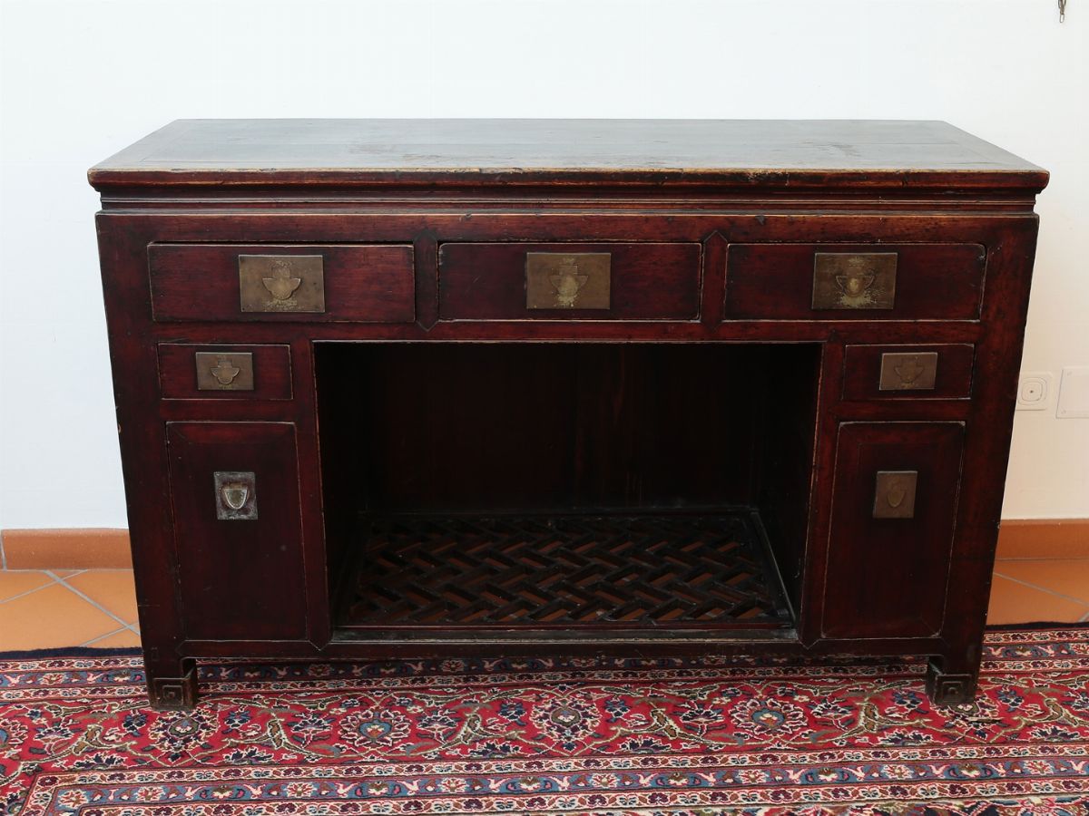 Credenza Orientale in Legno Tenero