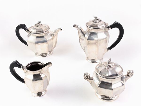 A tea and coffee silver set
