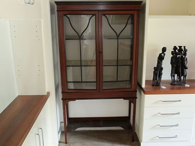 Vetrinetta per Collezioni in Satinwood
