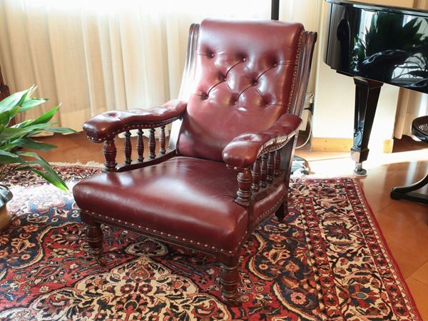 A mahogany armchair  (England, begin of 20th century)  - Auction House Sale: Furniture and Paintings from Villa Roseto  - Florence - II - II - Maison Bibelot - Casa d'Aste Firenze - Milano