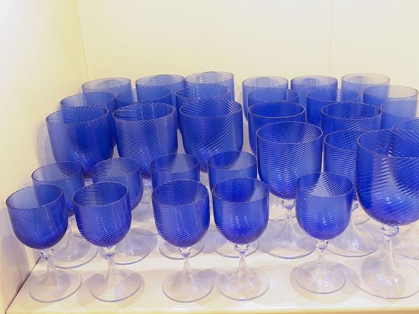 Servito di bicchieri in vetro soffiato blu, Murano