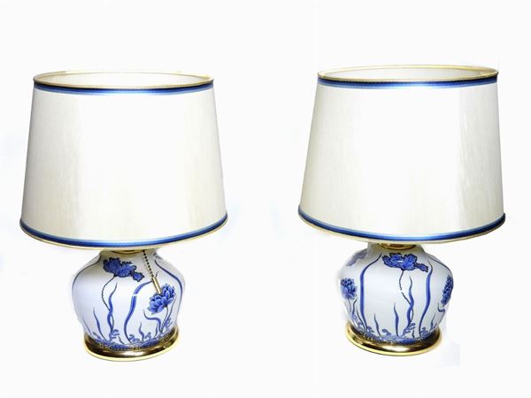 A couple of porcelain tablelamps