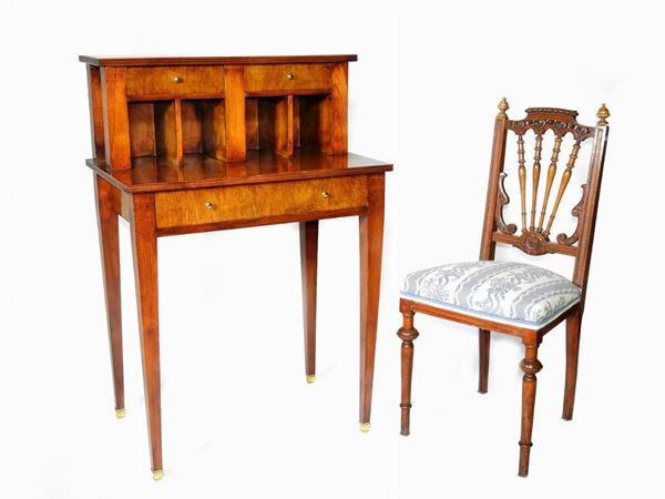 A cherrywood writing desk with book shelf  (first half of 20th century)  - Auction A florentine collection - Maison Bibelot - Casa d'Aste Firenze - Milano