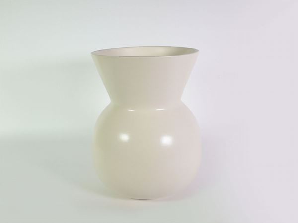 An enamelled ceramic vase, Richard Ginori San Cristoforo manufacture