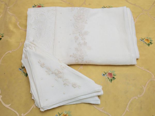 Grande tovaglia in lino bianco