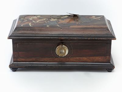 Cofanetto Realizzato in Varie Essenze