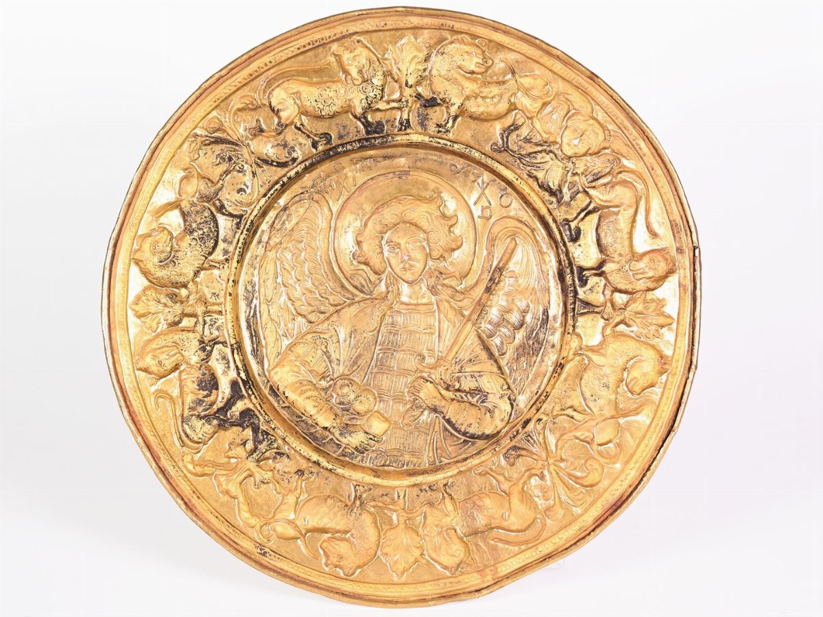Patena di Forma Circolare in Oro Zecchino (oltre 950/1000)