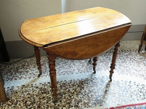 A drop-leaf table  - Auction Furniture and Oldmaster painting / Modern and Contemporary Art - I - Maison Bibelot - Casa d'Aste Firenze - Milano