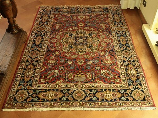 A mahal persian carpet  (1920)  - Auction House Sale: Furniture and Paintings from Villa Roseto - Florence - III - III - Maison Bibelot - Casa d'Aste Firenze - Milano