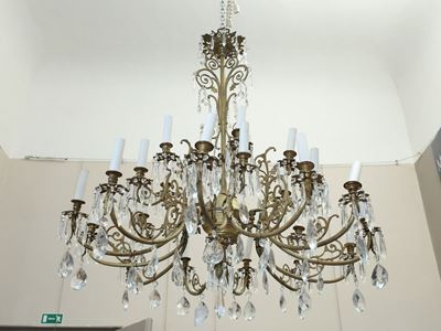 Lampadario in Bronzo Dorato e Cristallo