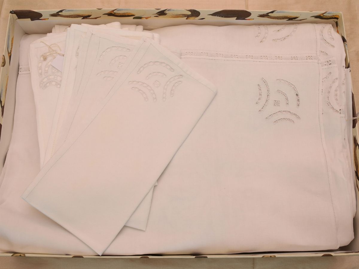 Due Tovaglie in Lino Bianco