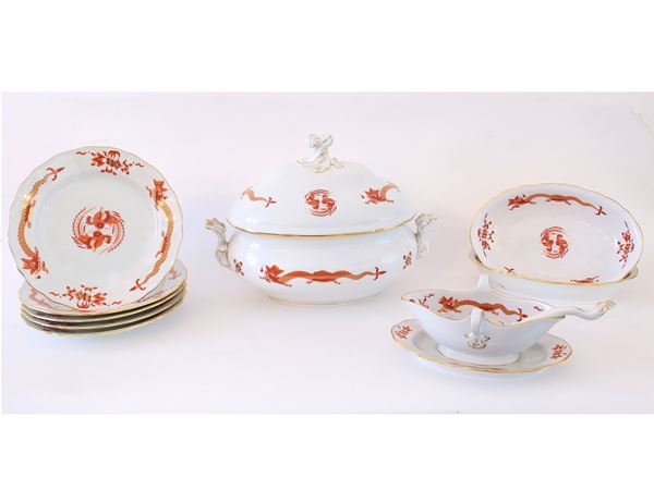 Set of polychrome porcelain dishes, Meissen