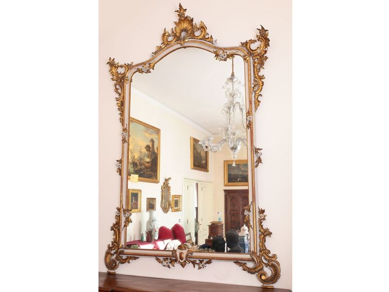 Grande Specchiera in Legno Laccato e Dorato