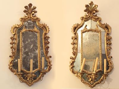 Coppia di Ventole in Legno Intagliato e Dorato