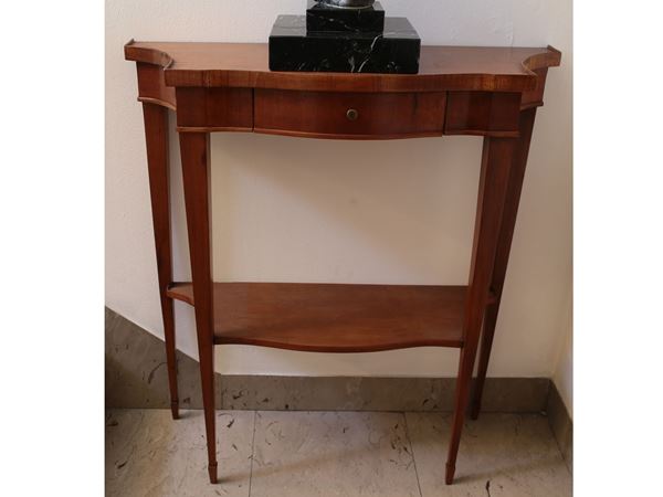 Small cherry console  (begin of 20th century)  - Auction Lazzi's House - first part Furniture, paintings, Murano glass, curiosities - Maison Bibelot - Casa d'Aste Firenze - Milano