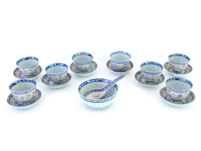 Set di Otto Coppette in Porcellana Orientale