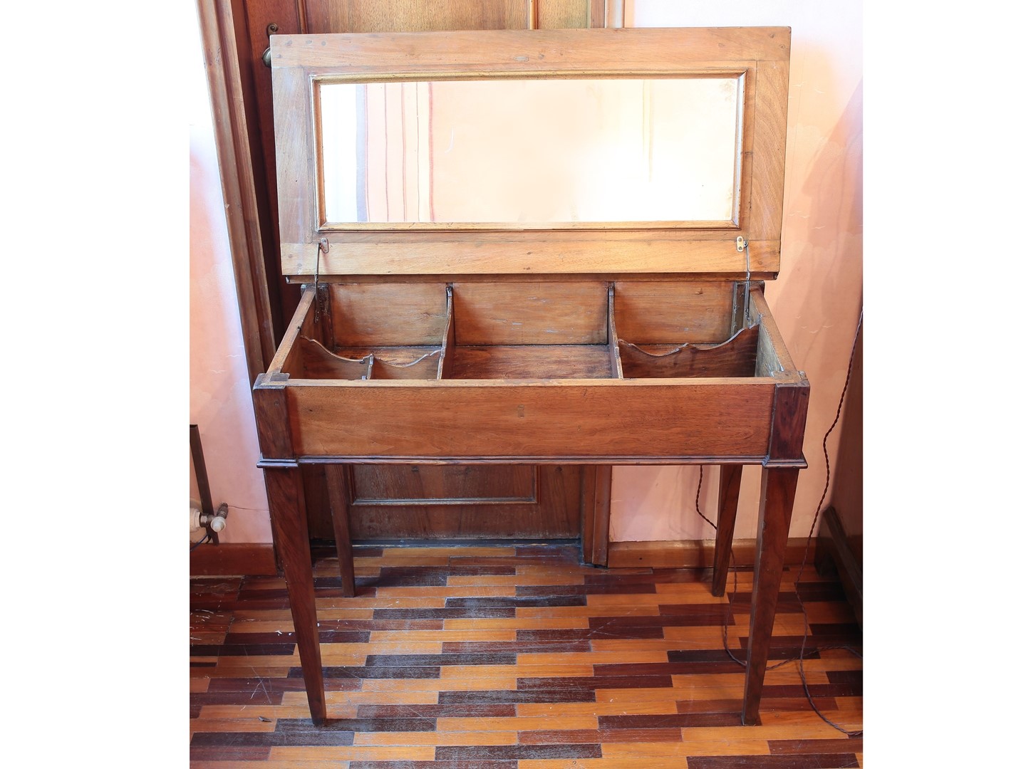 Tavolo da Toilette in Noce