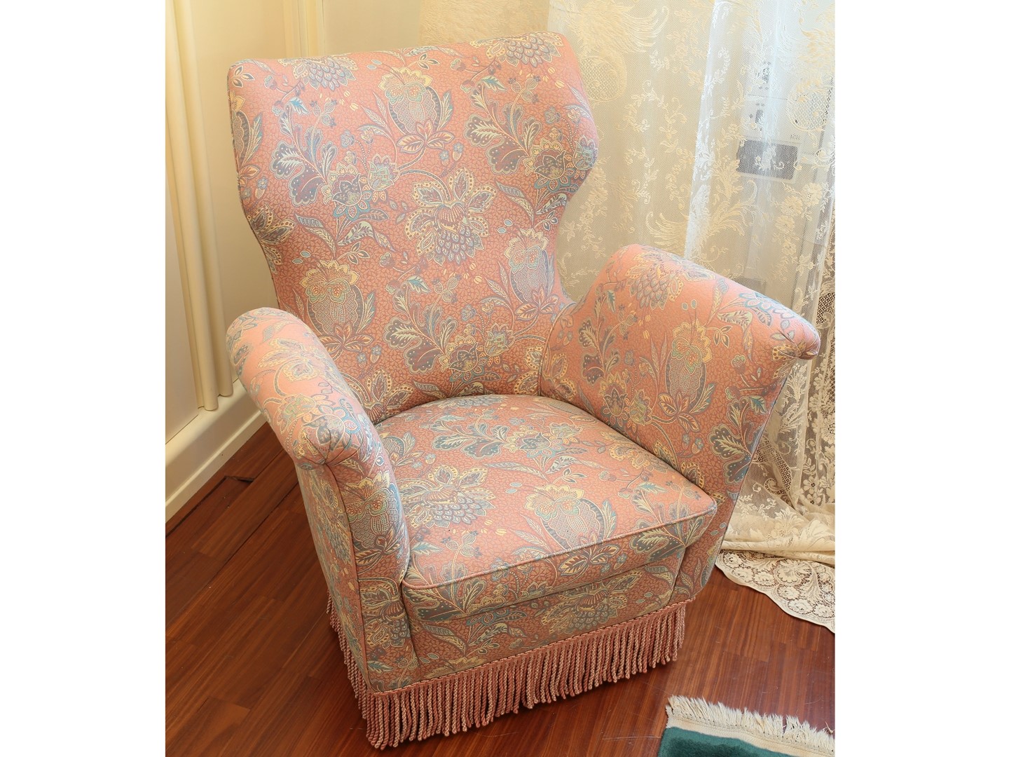 Due Poltroncine Imbottite