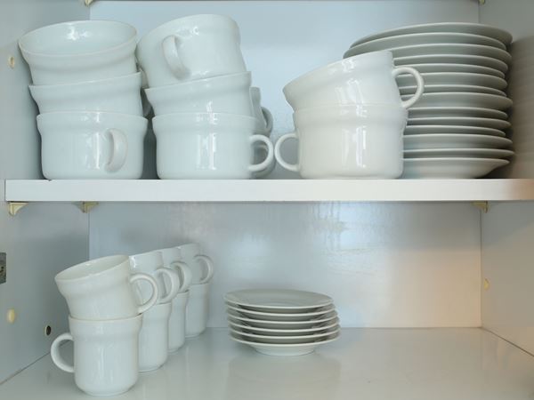 Set of porcelain cups, Richard Ginori  - Auction Lazzi's House - first part Furniture, paintings, Murano glass, curiosities - Maison Bibelot - Casa d'Aste Firenze - Milano