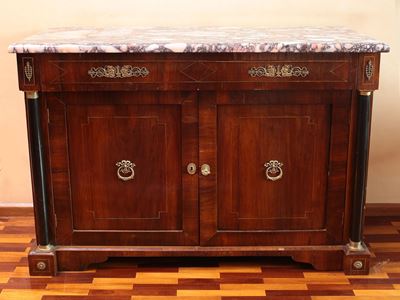 Credenza Impiallacciata in Piuma di Noce
