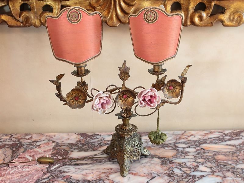 Lampada da Tavolo in Tole Dorata