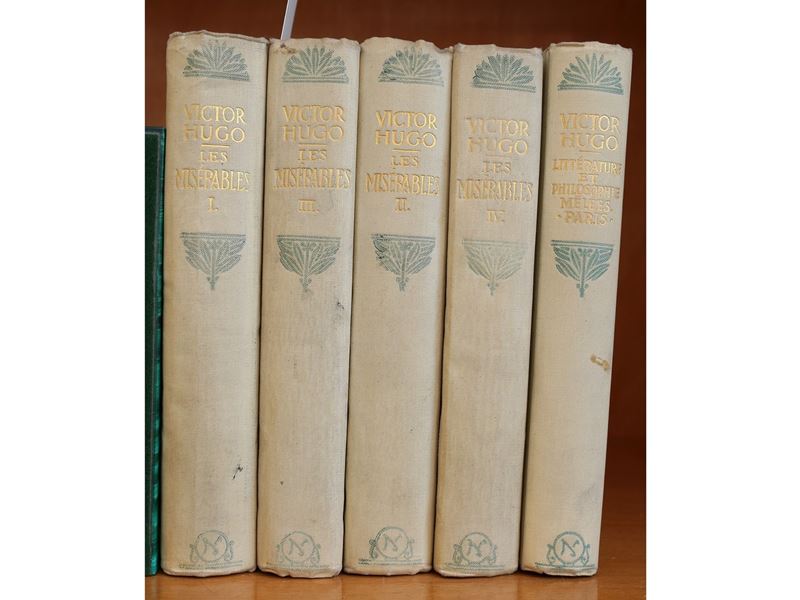 Victor Hugo - Les Misérables. Littérature Et Philosophie Melées