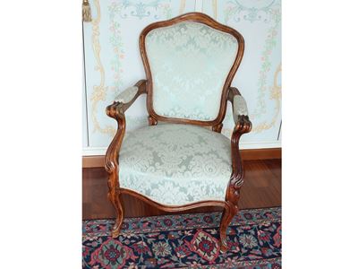 Poltroncina in Noce