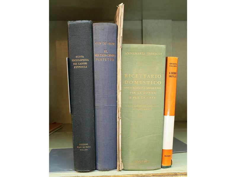 Lotto di Libri sulla Donna e L'economia Domestica