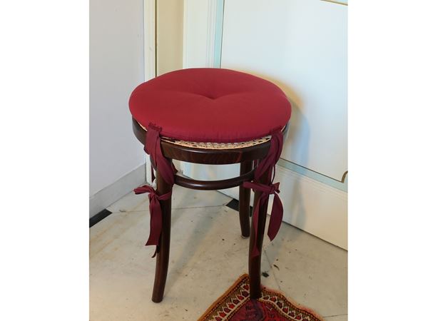 A group of four satinwood stools  - Auction Lazzi's House - first part Furniture, paintings, Murano glass, curiosities - Maison Bibelot - Casa d'Aste Firenze - Milano