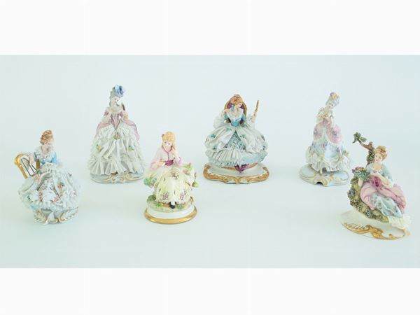 A polychrome porcelain figures collection