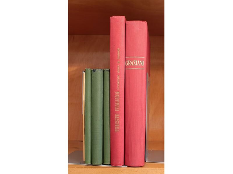 Lotto di Libri Prevalentemente di Argomento Storico-bellico