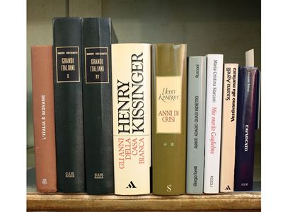 Lotto di Libri su Fatti e Personaggi Illustri Italiani e Stranieri