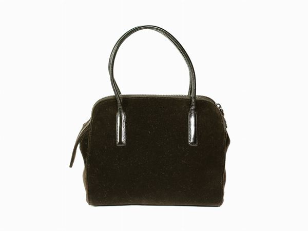 Brown velvet handbag, Prada  (Italy, Nineties)  - Auction A florentine collection - Maison Bibelot - Casa d'Aste Firenze - Milano