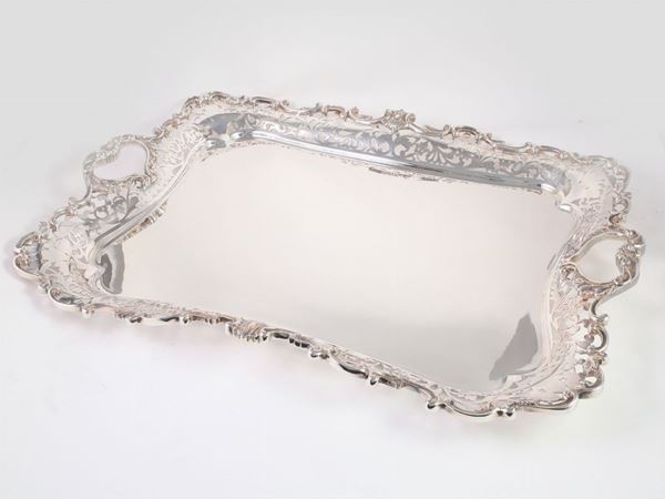 A silver tray  - Auction Furniture, Old Master Paintings, Silvers and Curiosity from florentine house - Maison Bibelot - Casa d'Aste Firenze - Milano