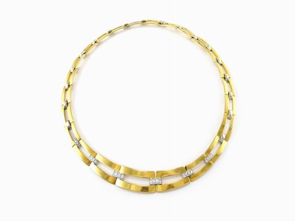 White and yellow gold necklace with diamonds