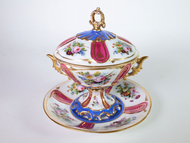 Tazza da Puerpera in Porcellana Policroma