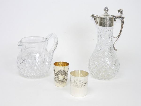 A lot of crystal, silver and silverplated table items