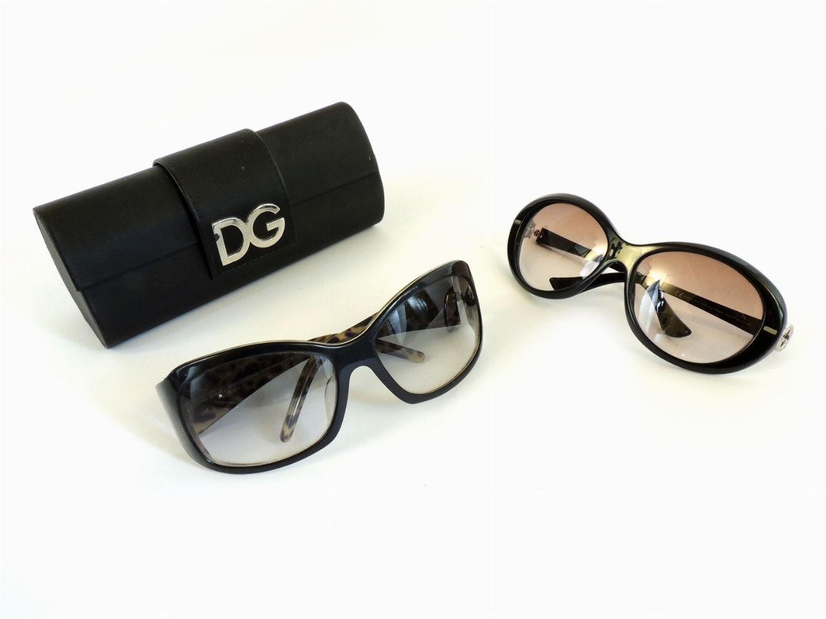 Quattro Paia di Occhiali da Sole, Gucci, Dolce e Gabbana e Ysl