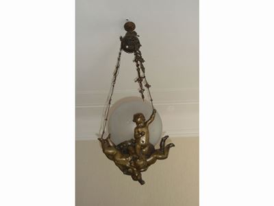Lampadario in Bronzo con Teoria di Puttini