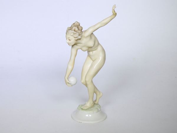 Porcelain female nude, Kunstabteilung