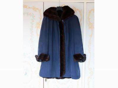 Impermeabile in Cotone Blu, Pellicceria Cioni