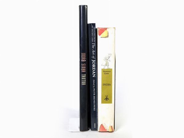Lotto di libri sull'India e l'Oriente  - Auction Art Books - Maison Bibelot - Casa d'Aste Firenze - Milano