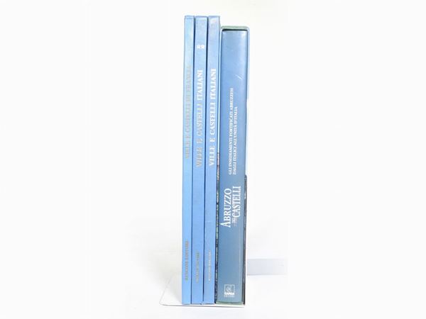 Lotto di libri d'arte: ville e castelli