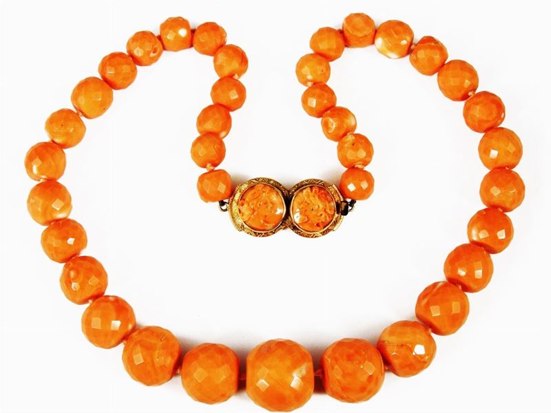 Collana Scalare in Corallo Arancio a Sfere Sfaccettate