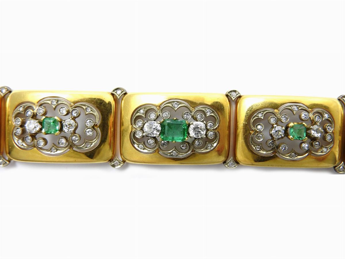 Bracciale a Piastre in Oro Giallo, Diamanti e Smeraldi