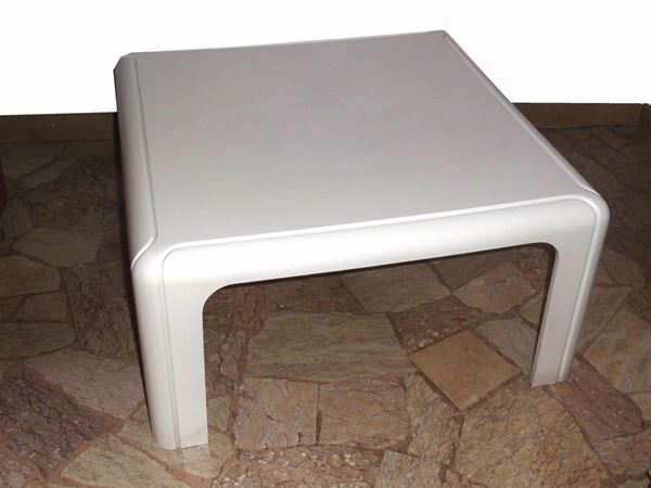 Tavolino basso in poliuretano bianco Gae Aulenti per Kartell