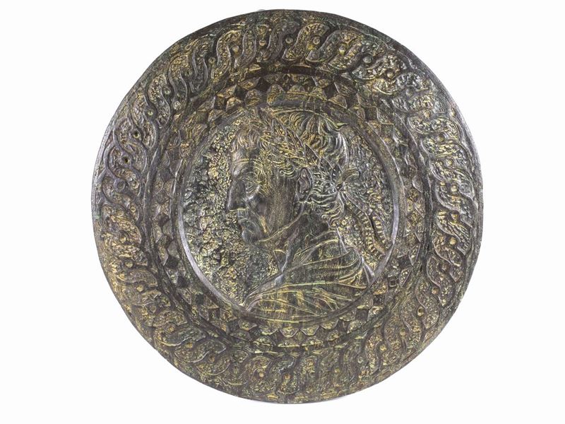 Grande Placca in Terracotta Patinata a Bronzo