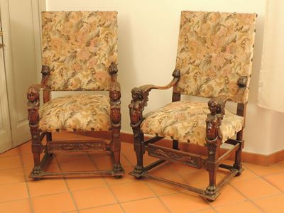 Coppia di Seggioloni in Noce