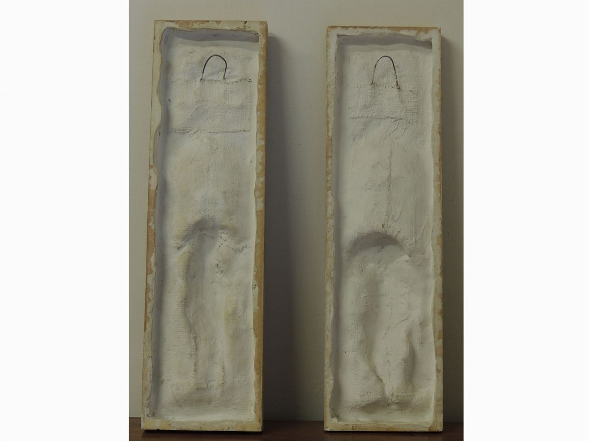 Coppia di Altorilievi in Gesso